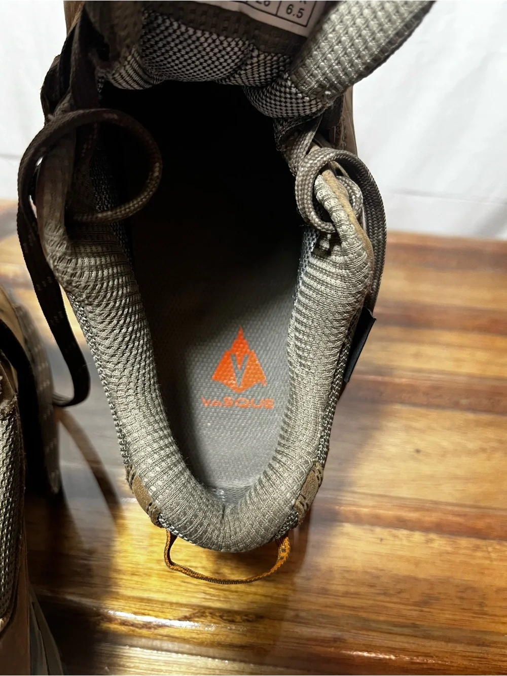 Vasque Mantra 7071 Gore-Tex Waterproof Hiking Shoes boots Women's Size 9M Brown